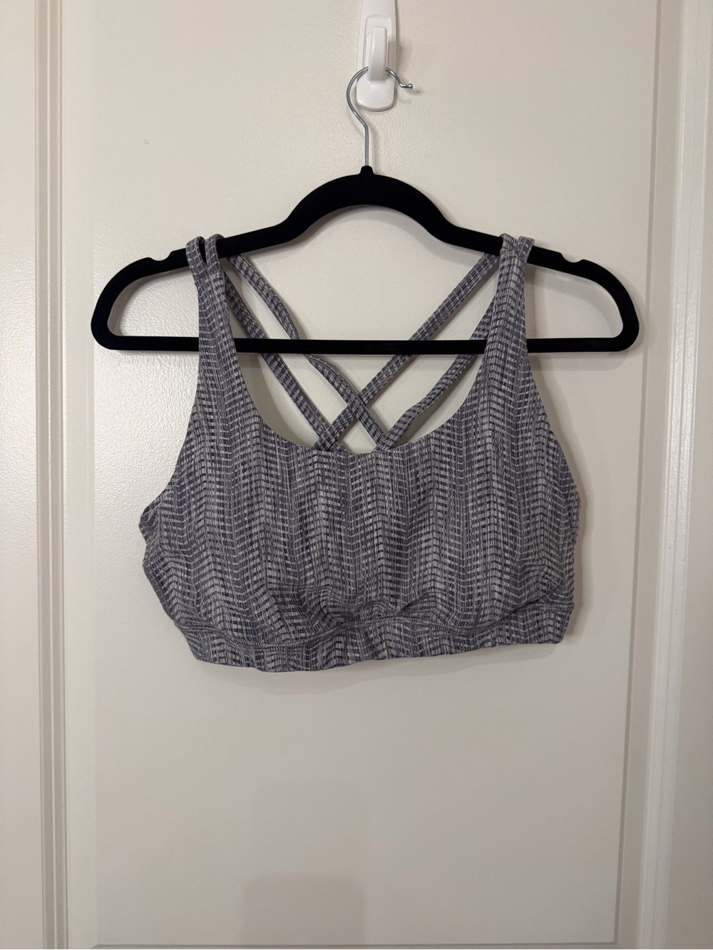 lululemon athletica Gray Patterned Energy Sports Bra